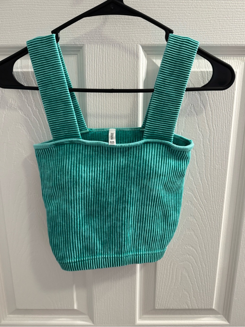 Zenana Brami, Women’s Ribbed Tank Top - Kelly green *acid wash*